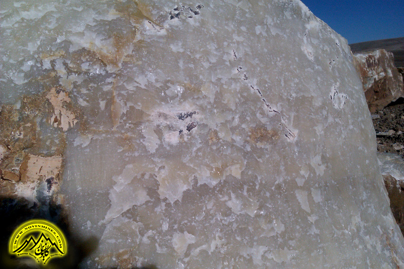 سنگ مرمر سفید شرکت اکتشافات میکائیل